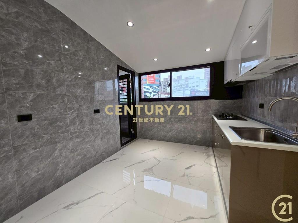 徐匯中學站信義4房雙主臥公寓2樓