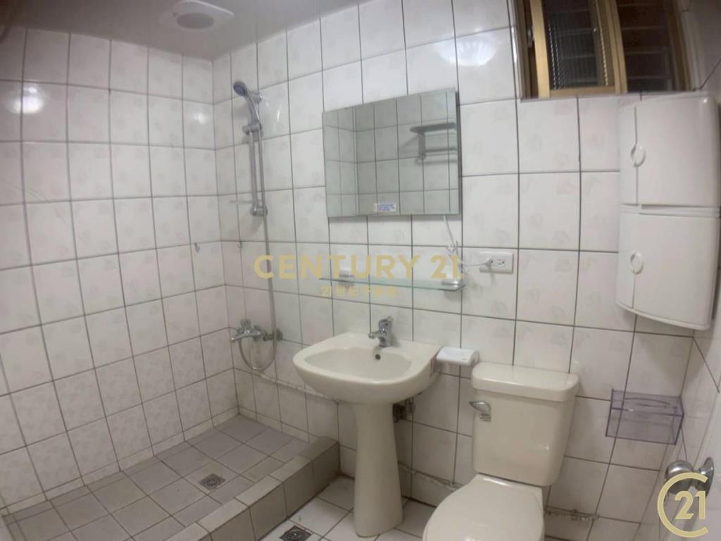 集賢金店面1+2樓收租房