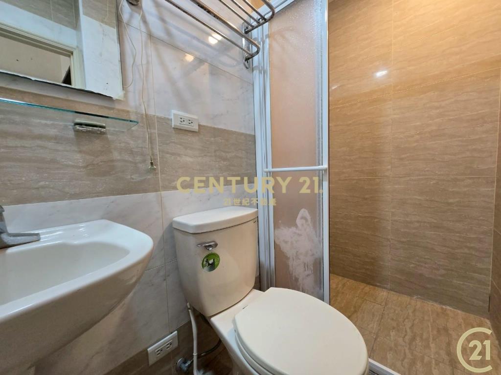 大同南路三光國小漂亮大空間鼎加