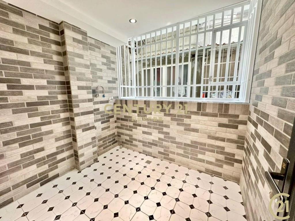 幸福捷運昌隆街3房邊間3樓大陽台