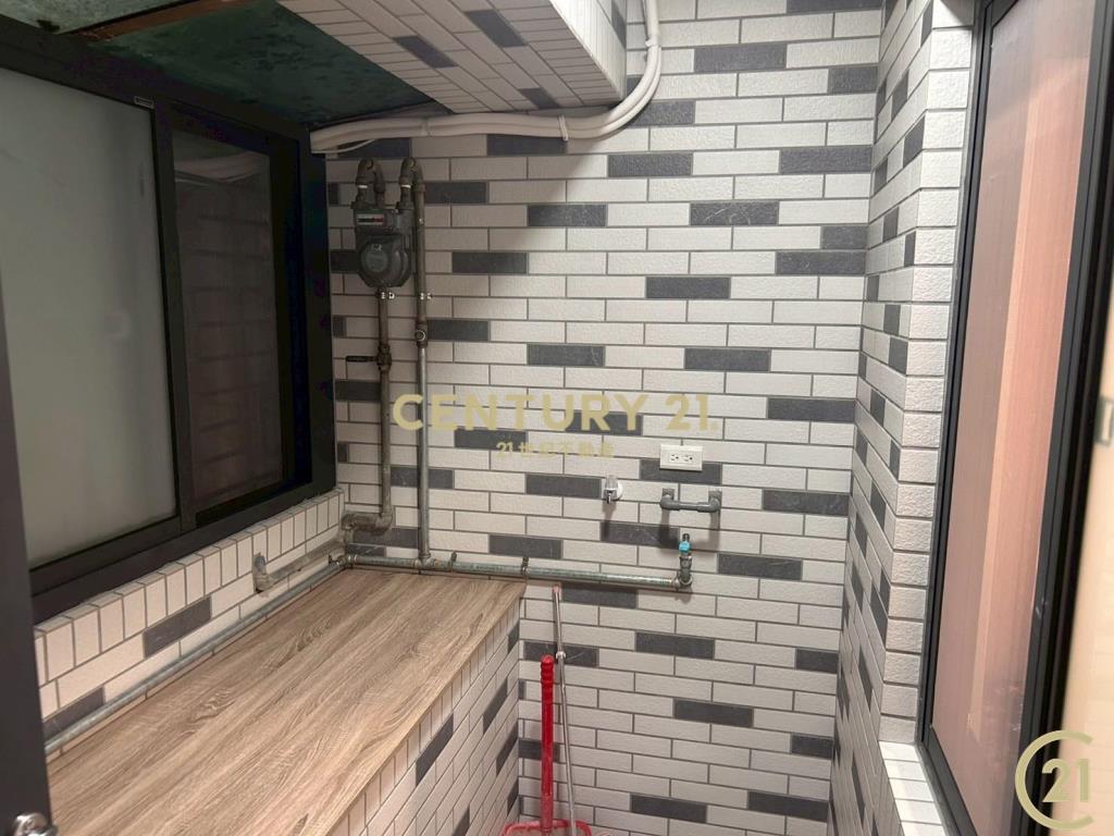 五華三房精裝華廈