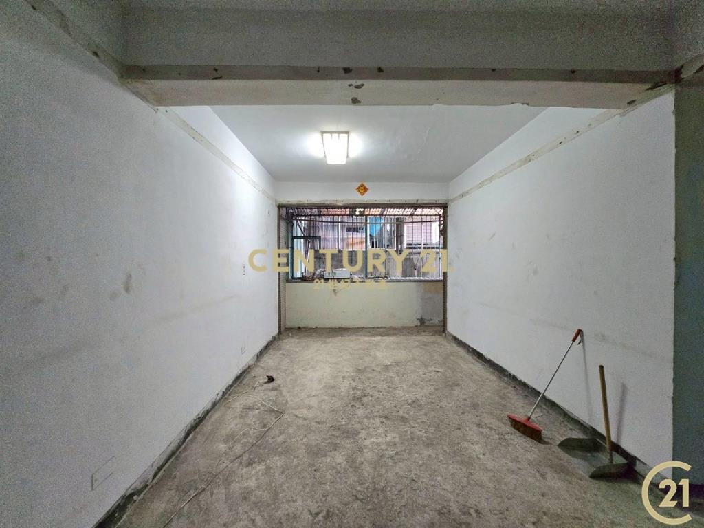 三重國小河邊北街原始屋況公寓2樓