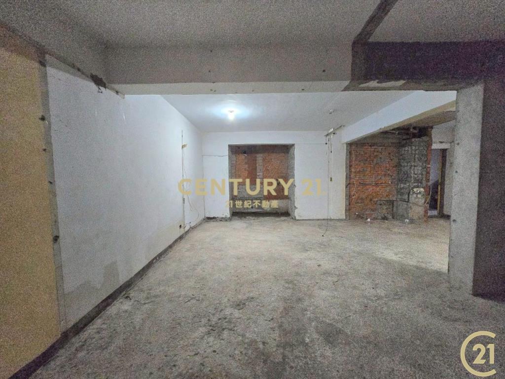 三重國小河邊北街原始屋況公寓2樓