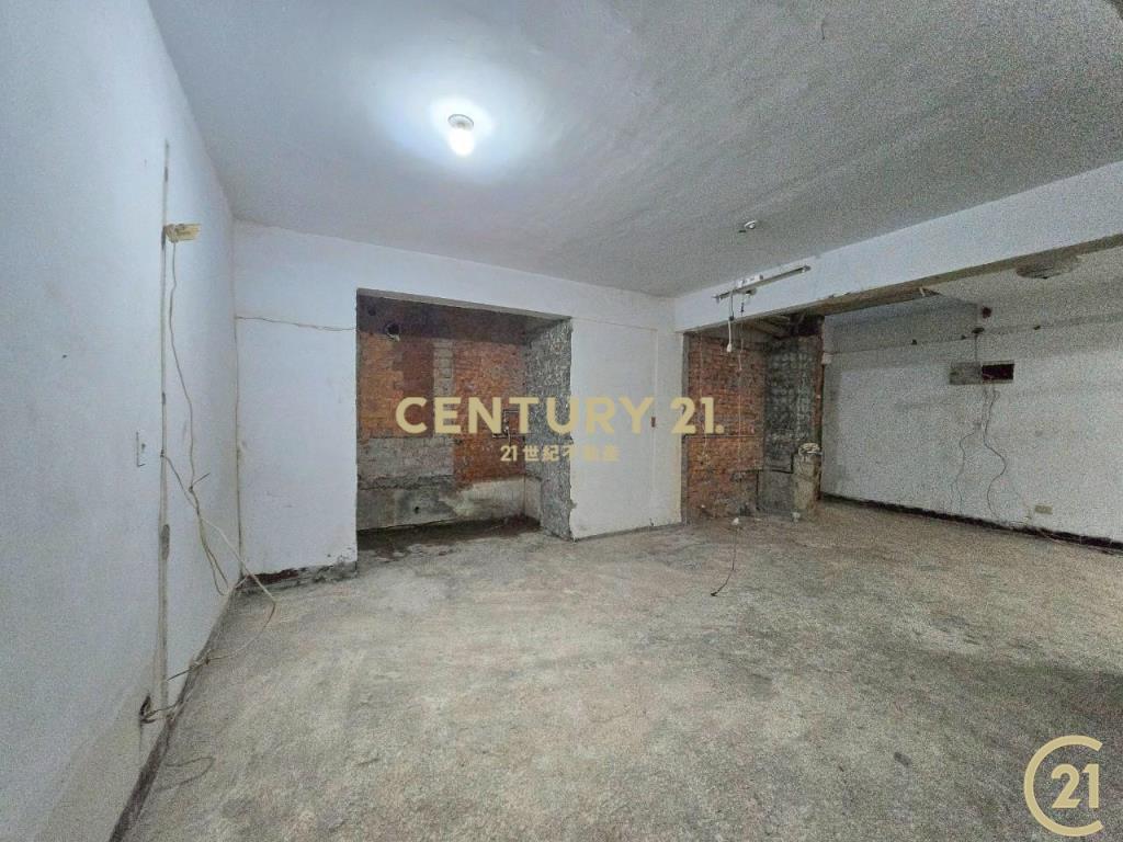 三重國小河邊北街原始屋況公寓2樓