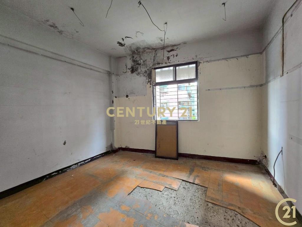 徐匯站原始屋況5樓加