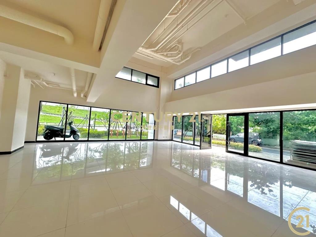 二重黃金三角窗上河匯大面寬全新店面