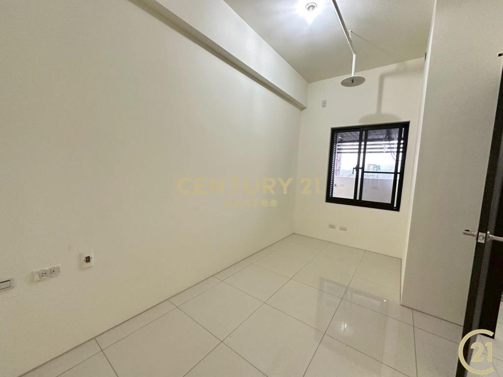 亞昕次高樓景觀2房可租補入戶籍