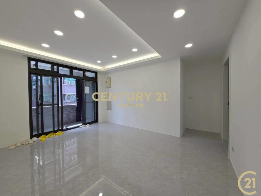 三民高中站三民路大使用漂亮鼎加