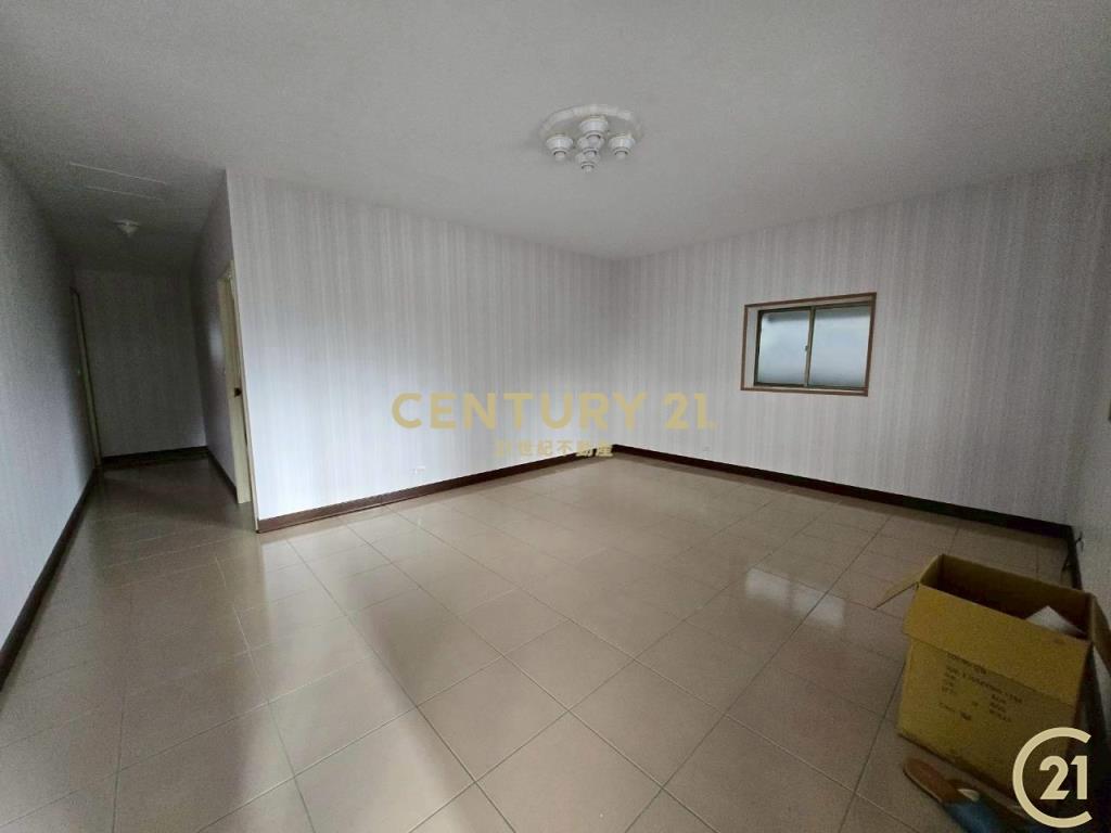 三民高中站三民路大使用漂亮鼎加