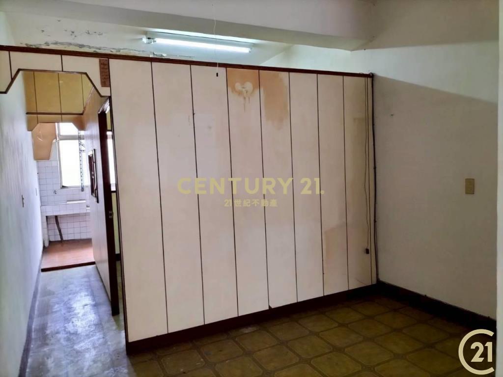 正義北路自強路原始屋況低價位4樓鼎