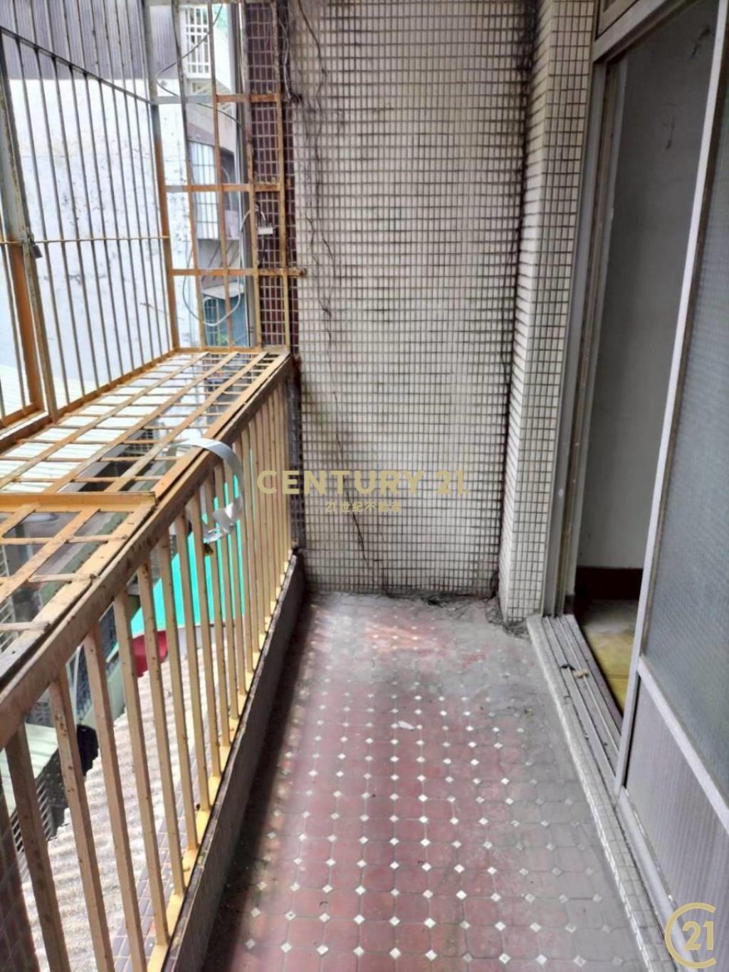 正義北路自強路原始屋況低價位4樓鼎