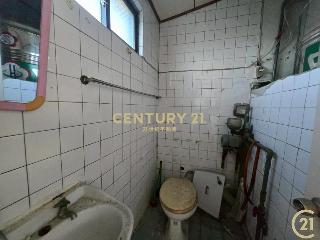 正義北路自強路原始屋況低價位4樓鼎