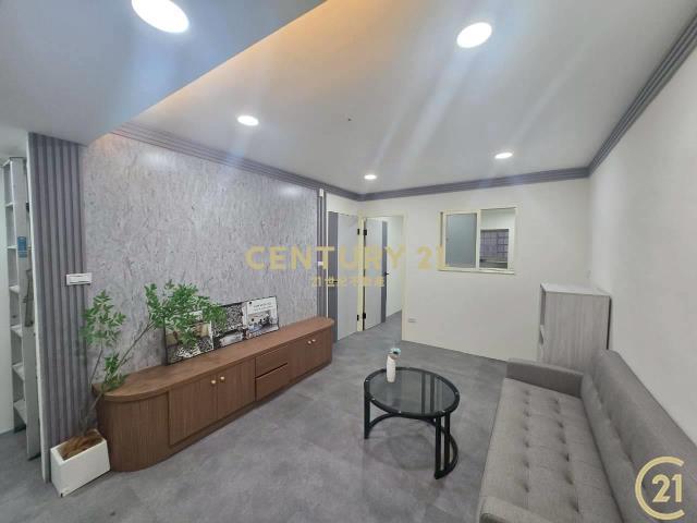 三重國小站龍門路公園街2樓鼎加3房