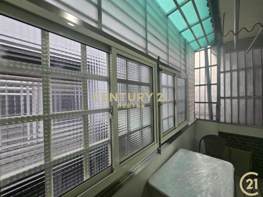 三重國小站龍門路公園街2樓鼎加3房