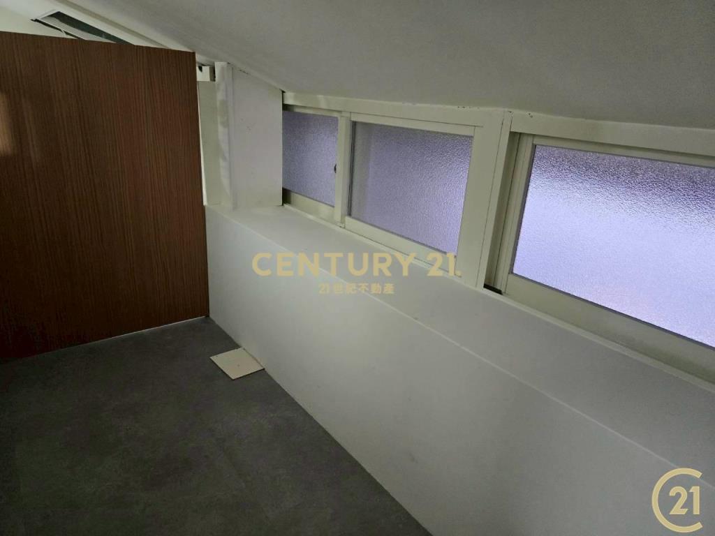 三重國小站龍門路公園街2樓鼎加3房