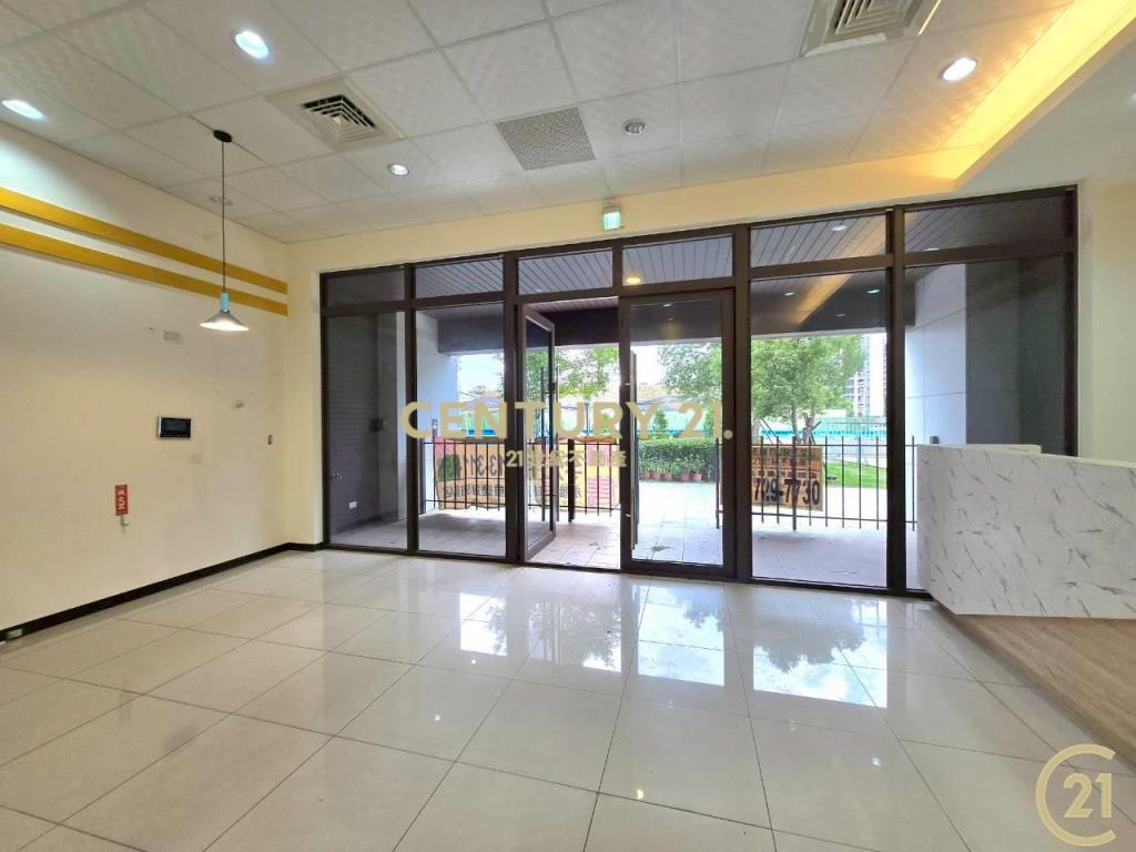 鶯歌鳳鳴幸福莊園黃金店面