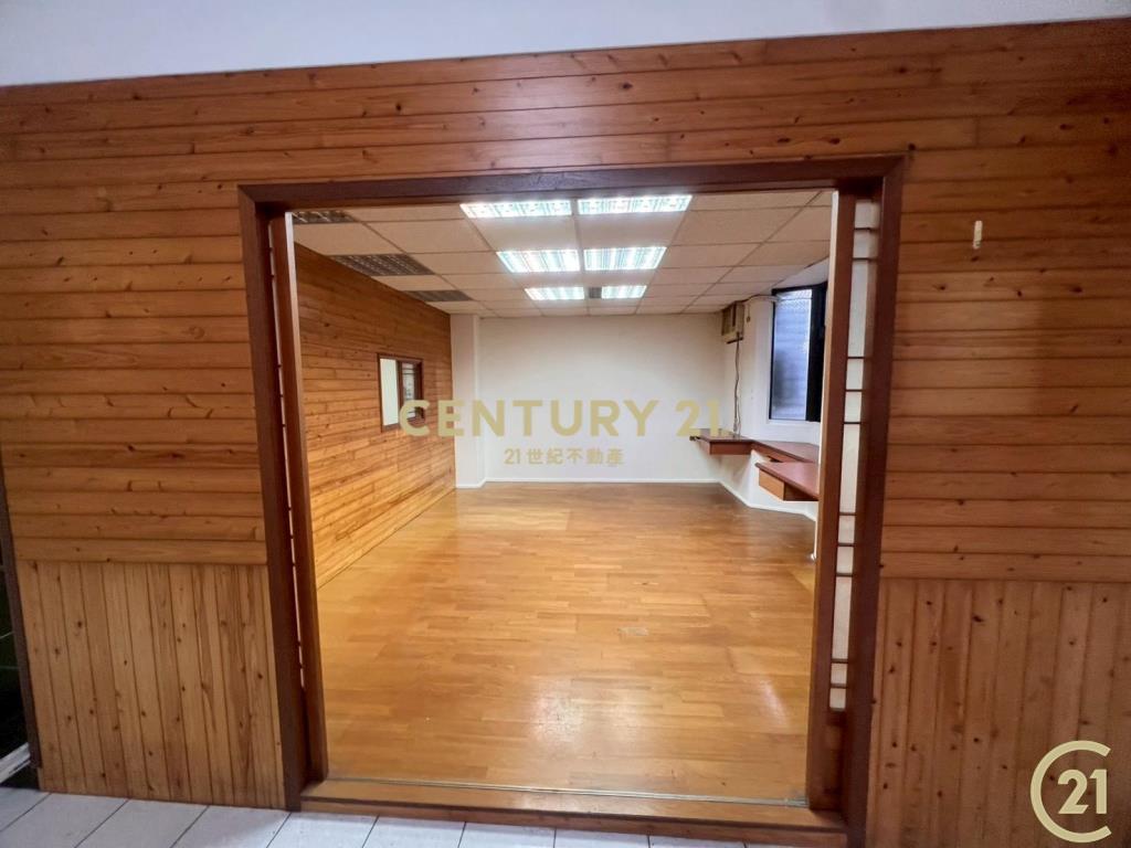 博愛新城大面寬店住辦一樓