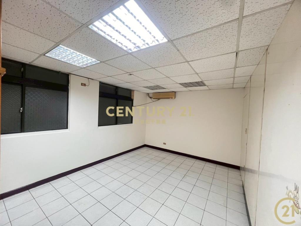 博愛新城大面寬店住辦一樓