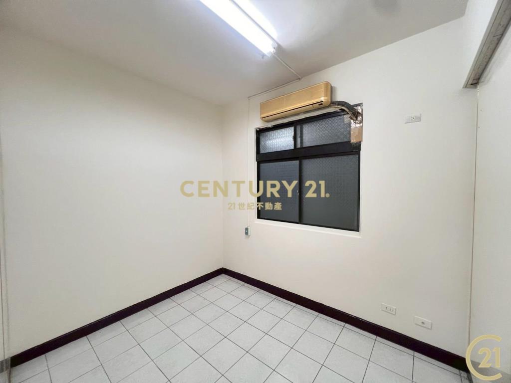 博愛新城大面寬店住辦一樓