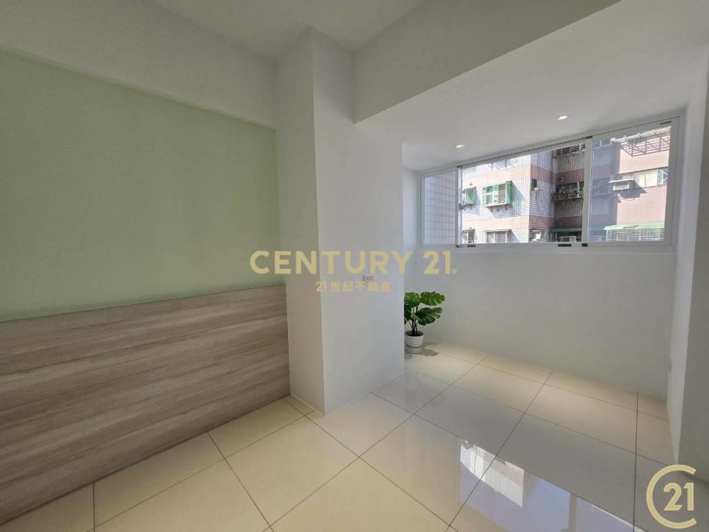 集美商圈菜寮站大都會3房車