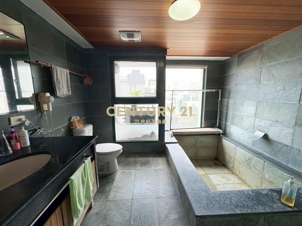 JA443山那邊日式溫泉湯屋