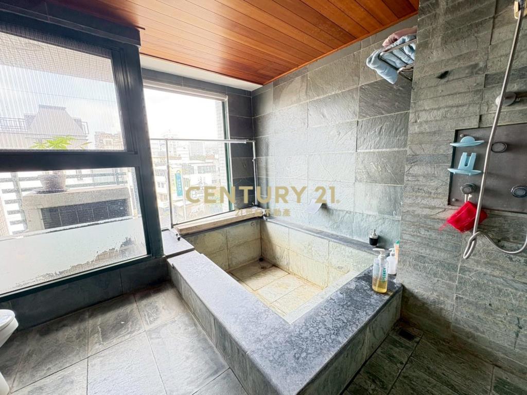 JA443山那邊日式溫泉湯屋