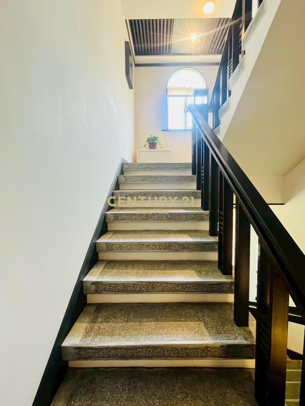 JE097纜車遊西班牙新古典主義莊園