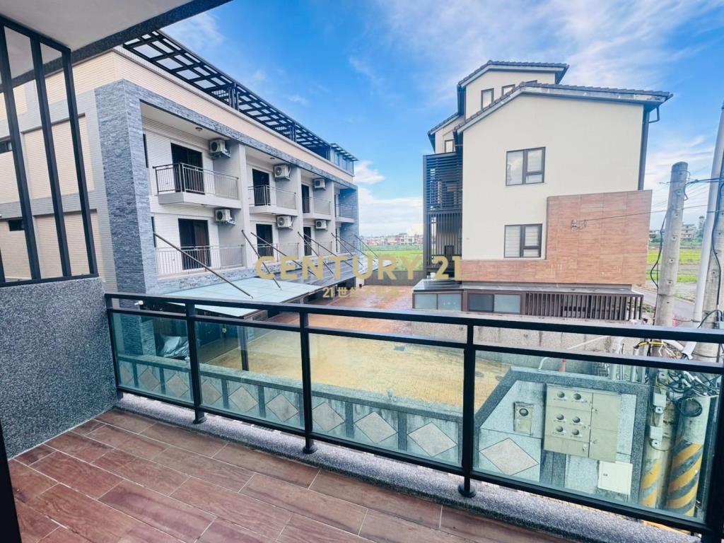 JB271礁溪邊間鬧中靜溫泉透天