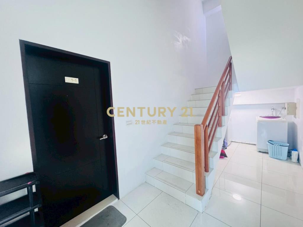 JB271礁溪邊間鬧中靜溫泉透天