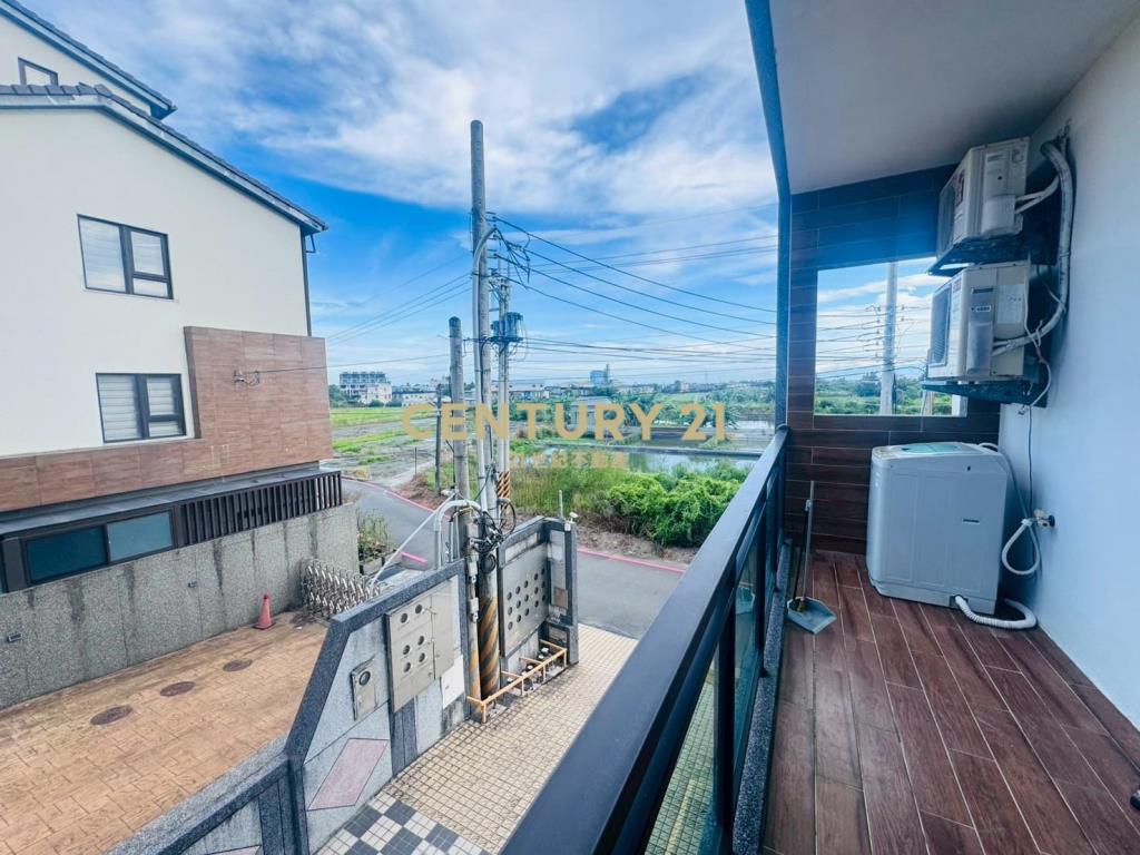 JB271礁溪邊間鬧中靜溫泉透天