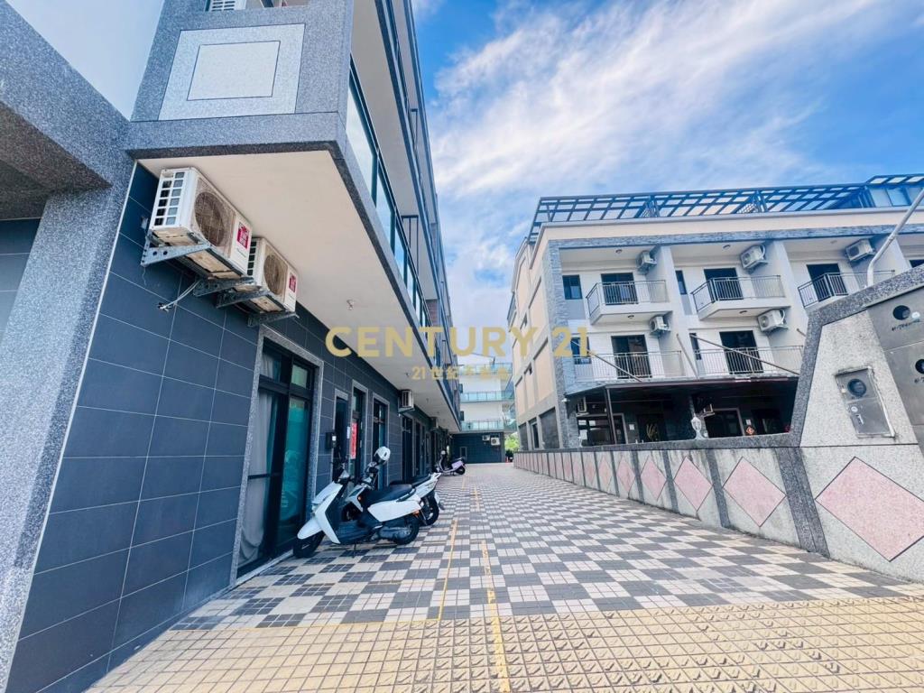 JB271礁溪邊間鬧中靜溫泉透天