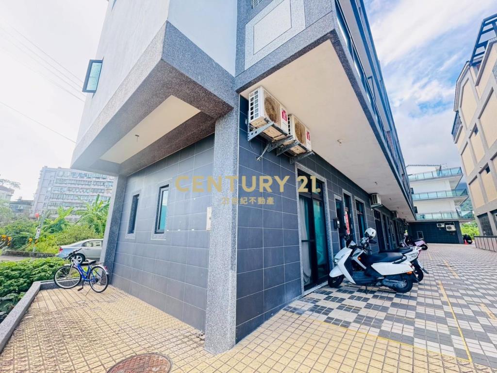 JB271礁溪邊間鬧中靜溫泉透天