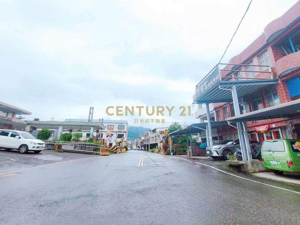 JB273頭城邊間低總價透天