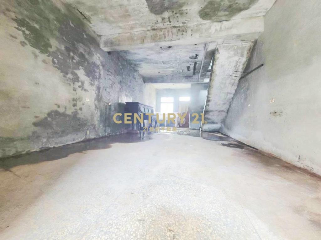 JB273頭城邊間低總價透天