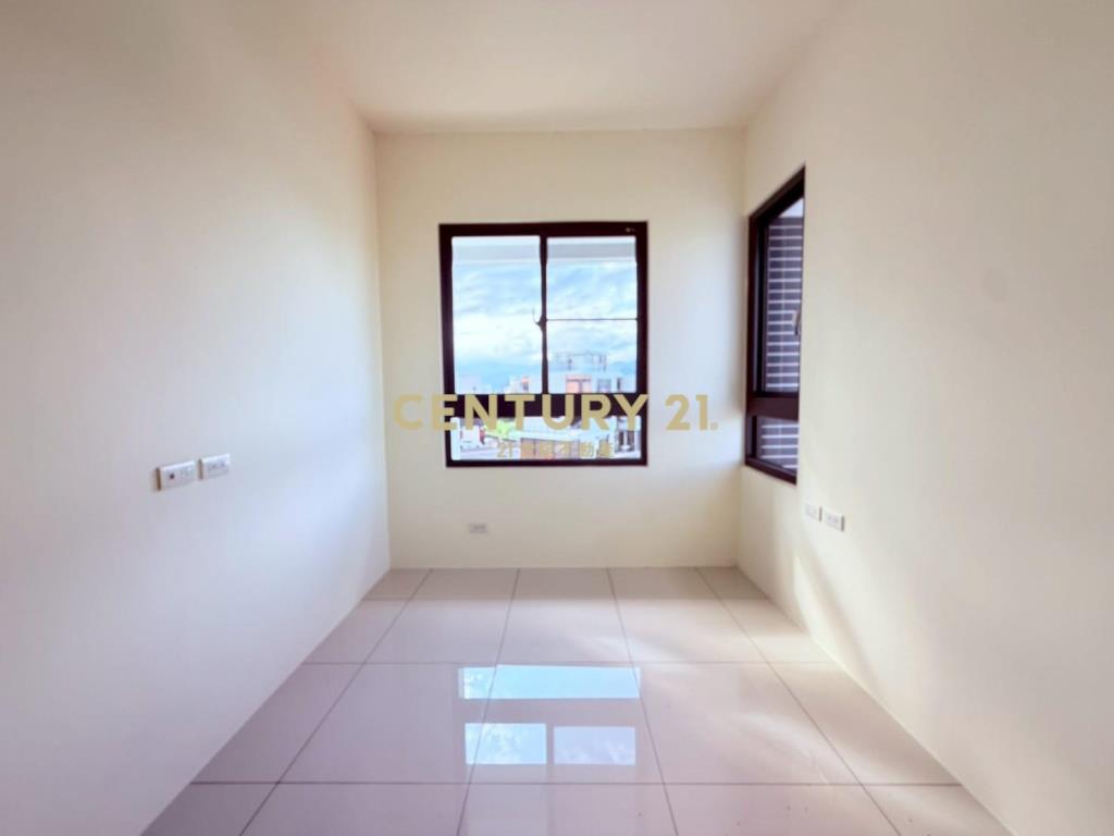 JA463獨家近羅東安農河畔華廈+車位