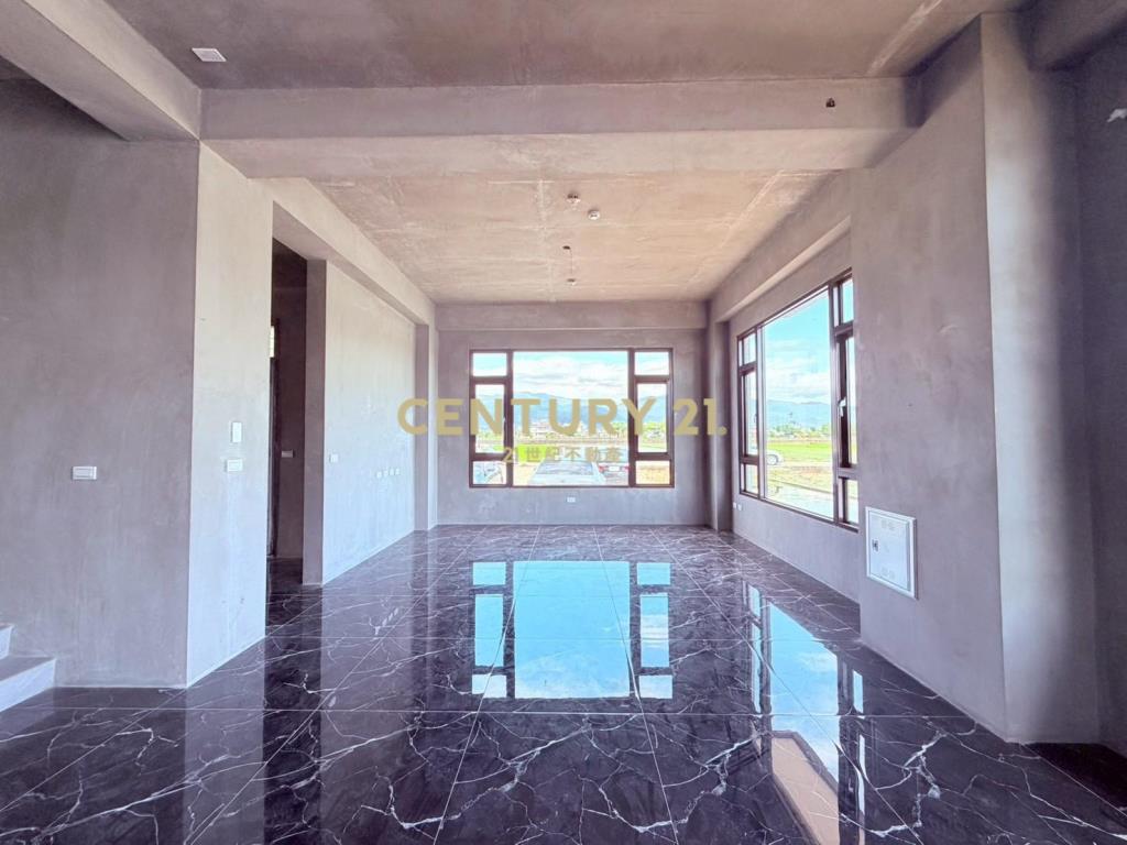 JE098尚深雅築全新電梯農舍｜有孝親房