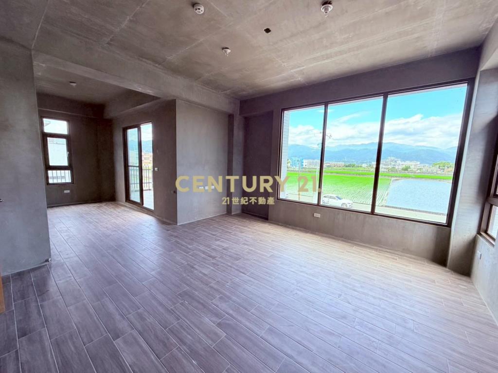 JE098尚深雅築全新電梯農舍｜有孝親房