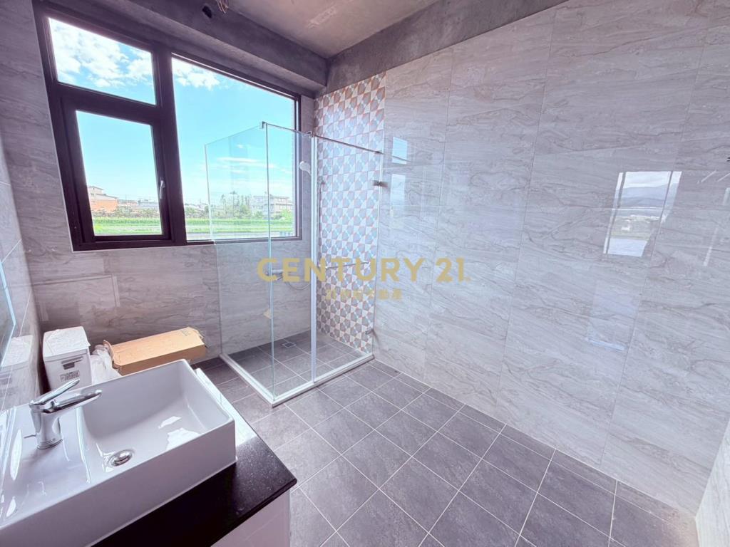 JE098尚深雅築全新電梯農舍｜有孝親房