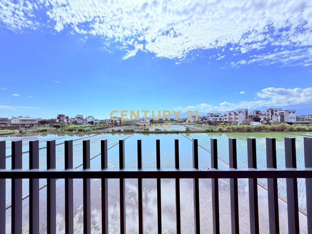 JE098尚深雅築全新電梯農舍｜有孝親房