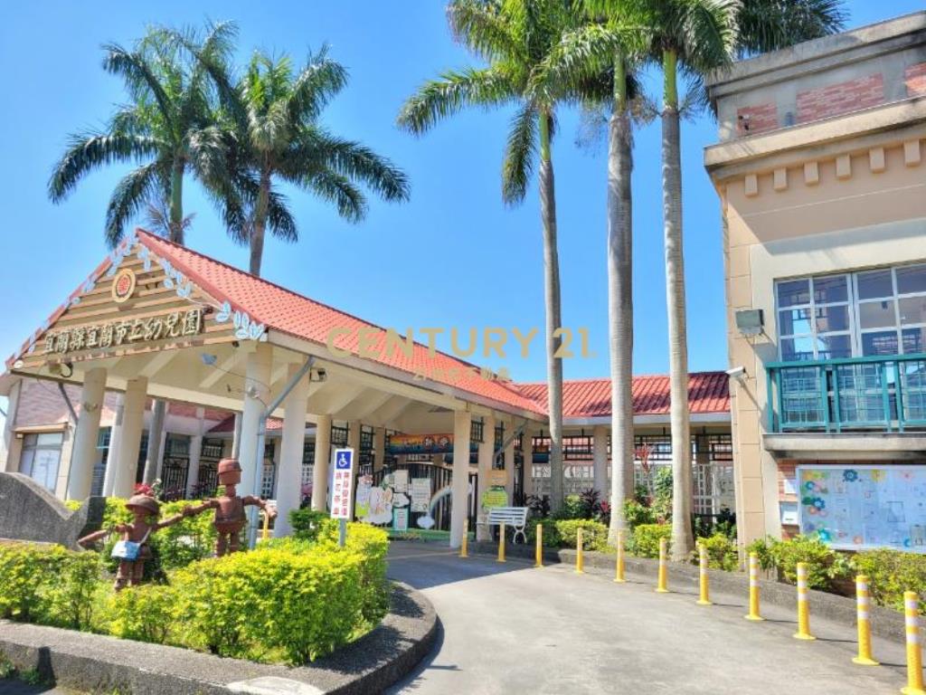 IC093近高鐵預定地雙面路農地