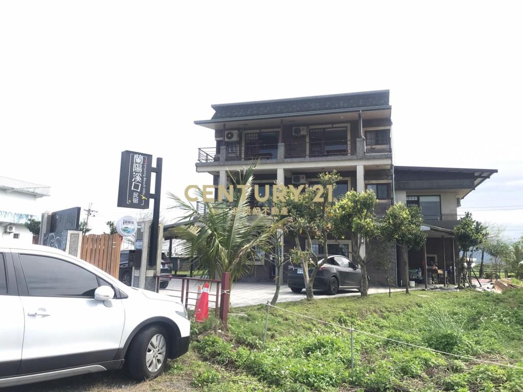 DD233冬山河第一排雙面臨路建地