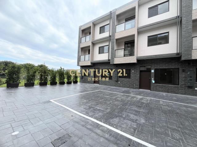 IB194員山近學區5房全新別墅