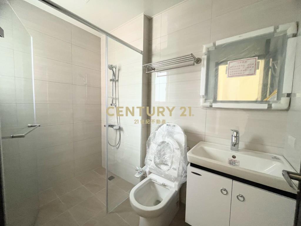 IB195員山近學區稀有5房全新別墅