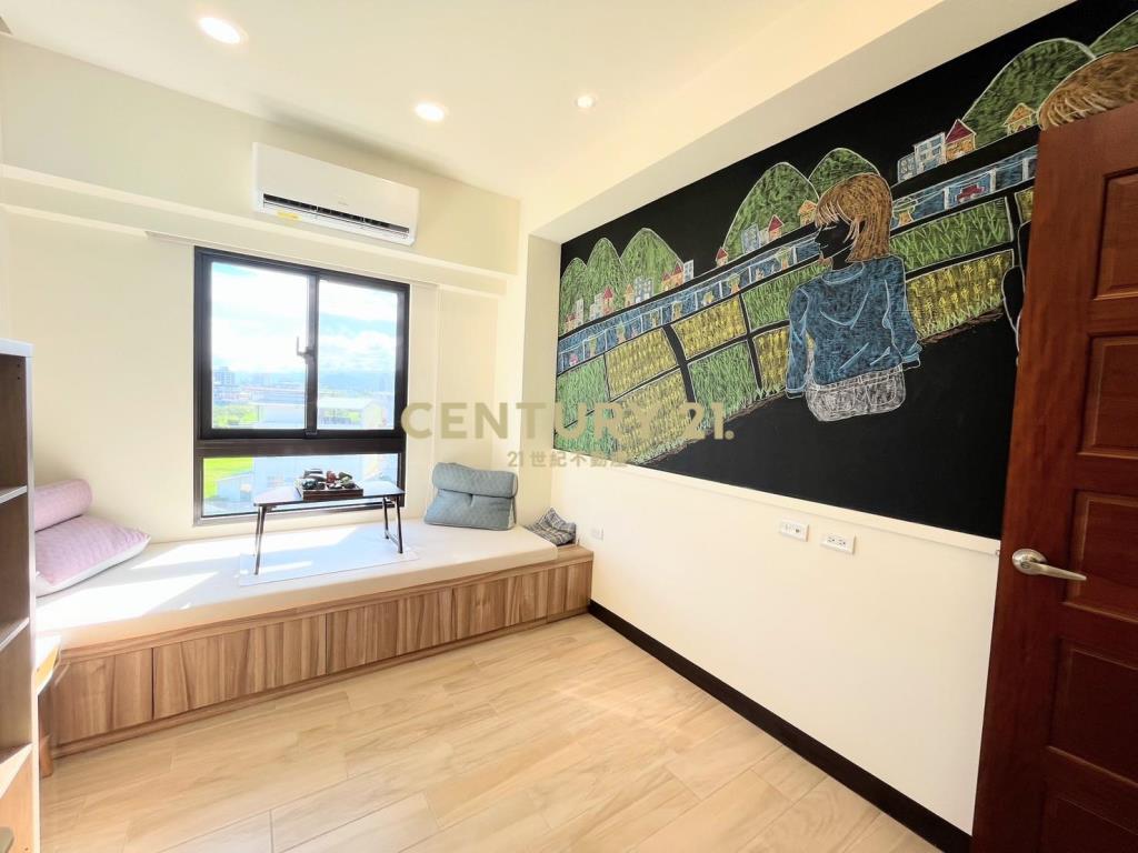 IA135宜蘭國五旁三房好美車位華廈