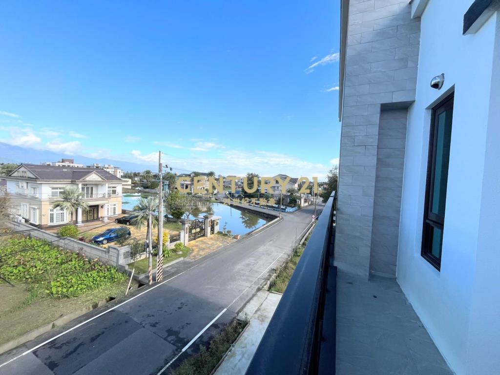 IE064員山近育才大面寬全新農舍