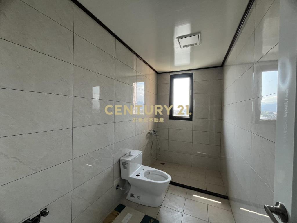 IA141員山近市區兩房車位華廈