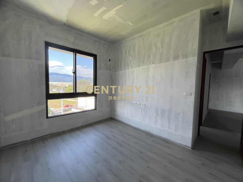 IA141員山近市區兩房車位華廈