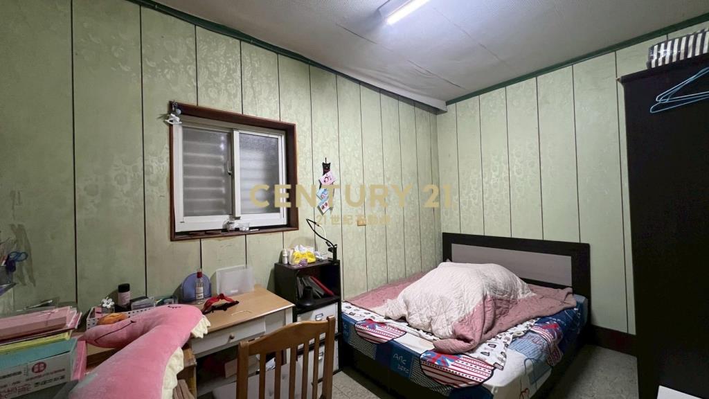 IB205國道旁低總價稀有車庫透天