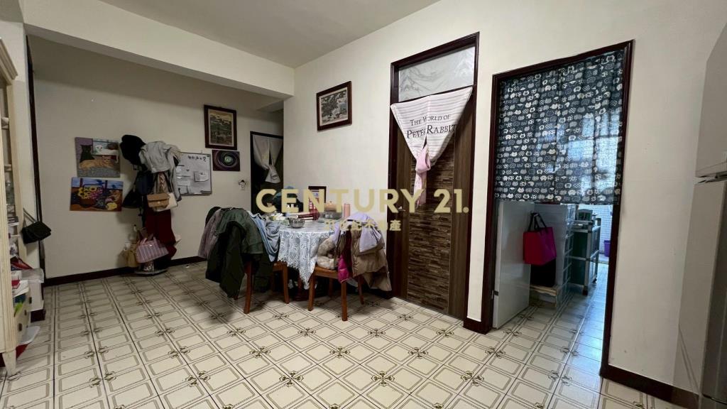 IA142宜大旁低總價三房公寓