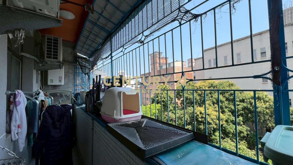 IA142宜大旁低總價三房公寓